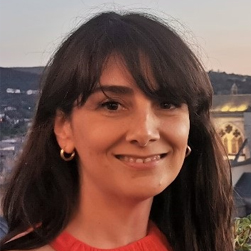 Dra. Susana Arenas Sotelo