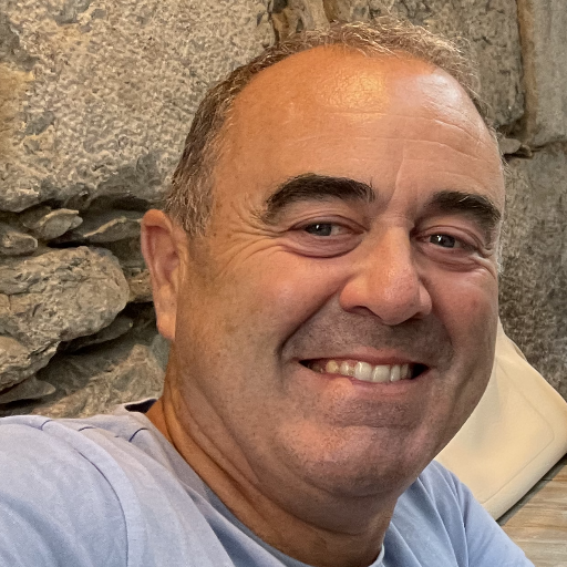 Dr. Marcos López Hoyos