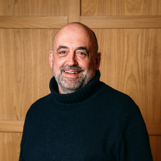 Dr. José Manuel Calleja Pascual