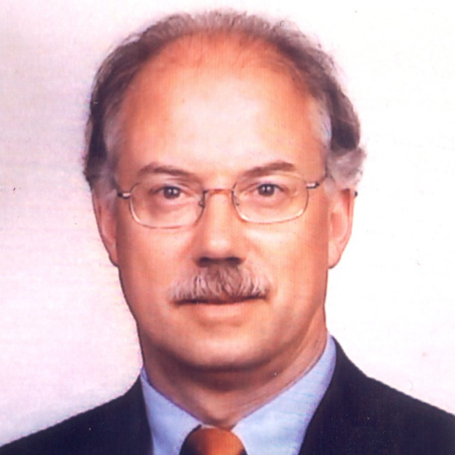 Dr. Rodrigo Abad Rodríguez